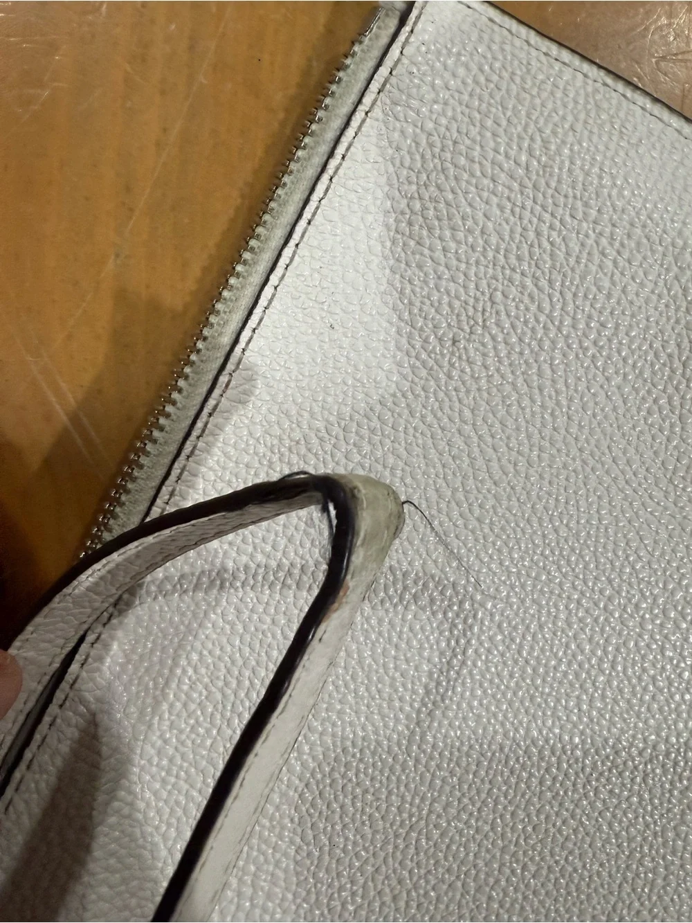 Michael Kors White Pebbled Leather Wristlet Clutch with Detachable Strap